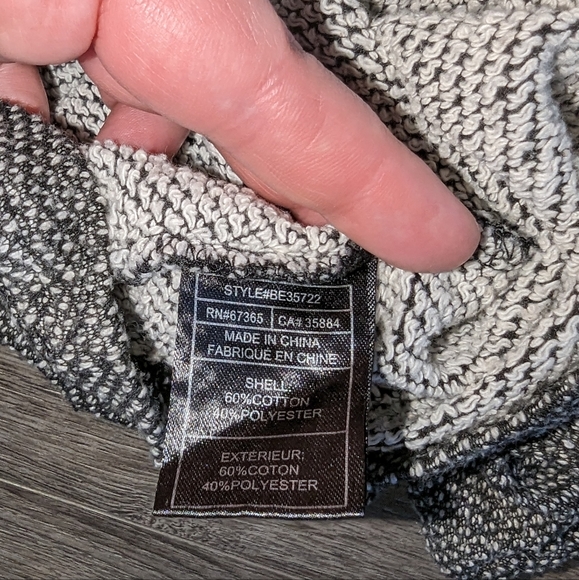 BB Dakota Sweater SM - Picture 2 of 5